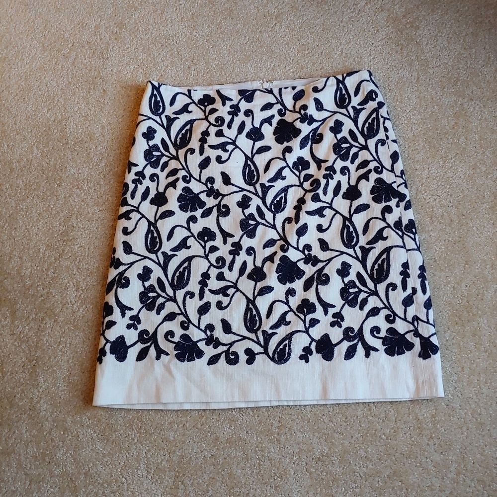 Talbots petites navy and white pencil skirt
